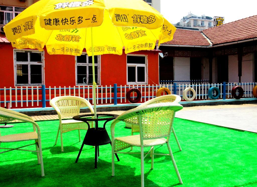 25°C Four Season Youth Hostel 青岛 外观 照片