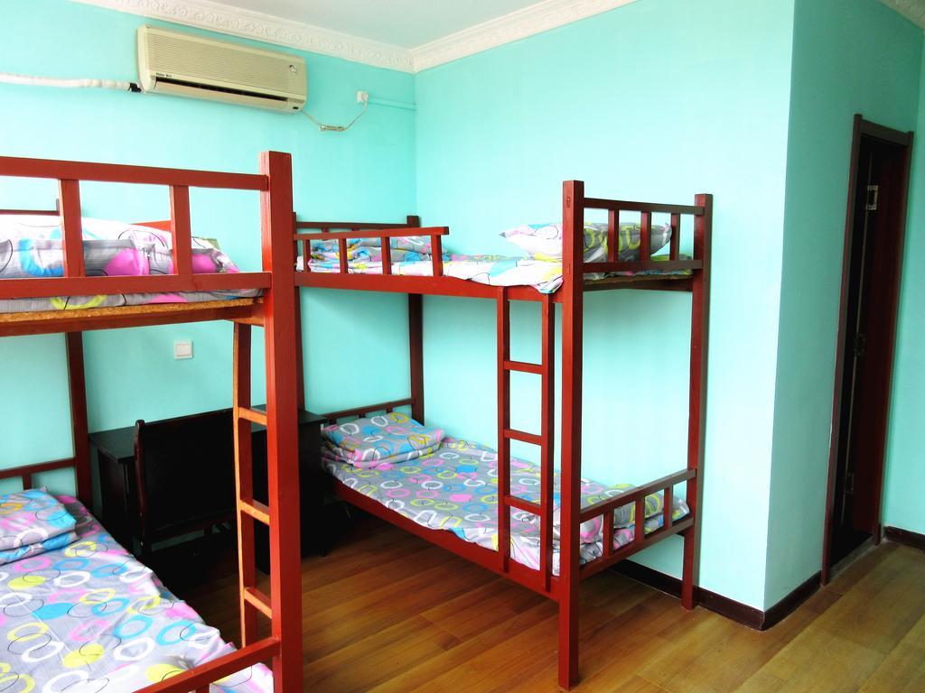25°C Four Season Youth Hostel 青岛 客房 照片