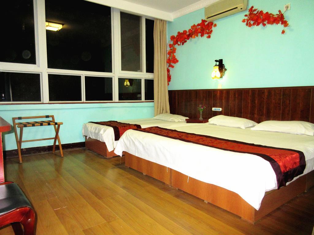 25°C Four Season Youth Hostel 青岛 外观 照片