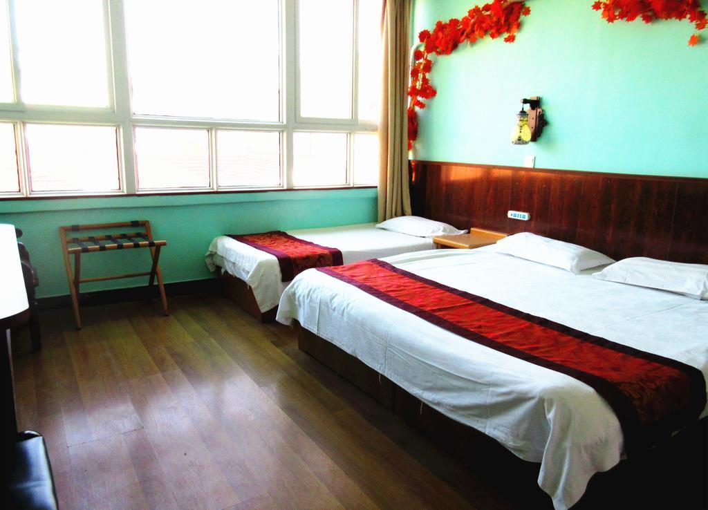 25°C Four Season Youth Hostel 青岛 外观 照片