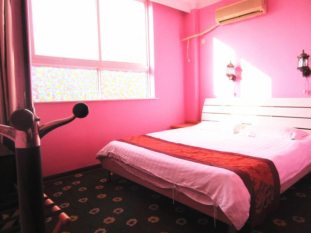 25°C Four Season Youth Hostel 青岛 外观 照片