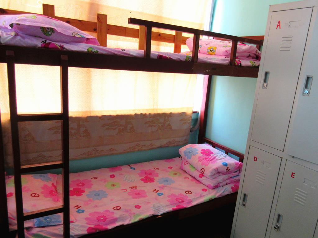 25°C Four Season Youth Hostel 青岛 客房 照片